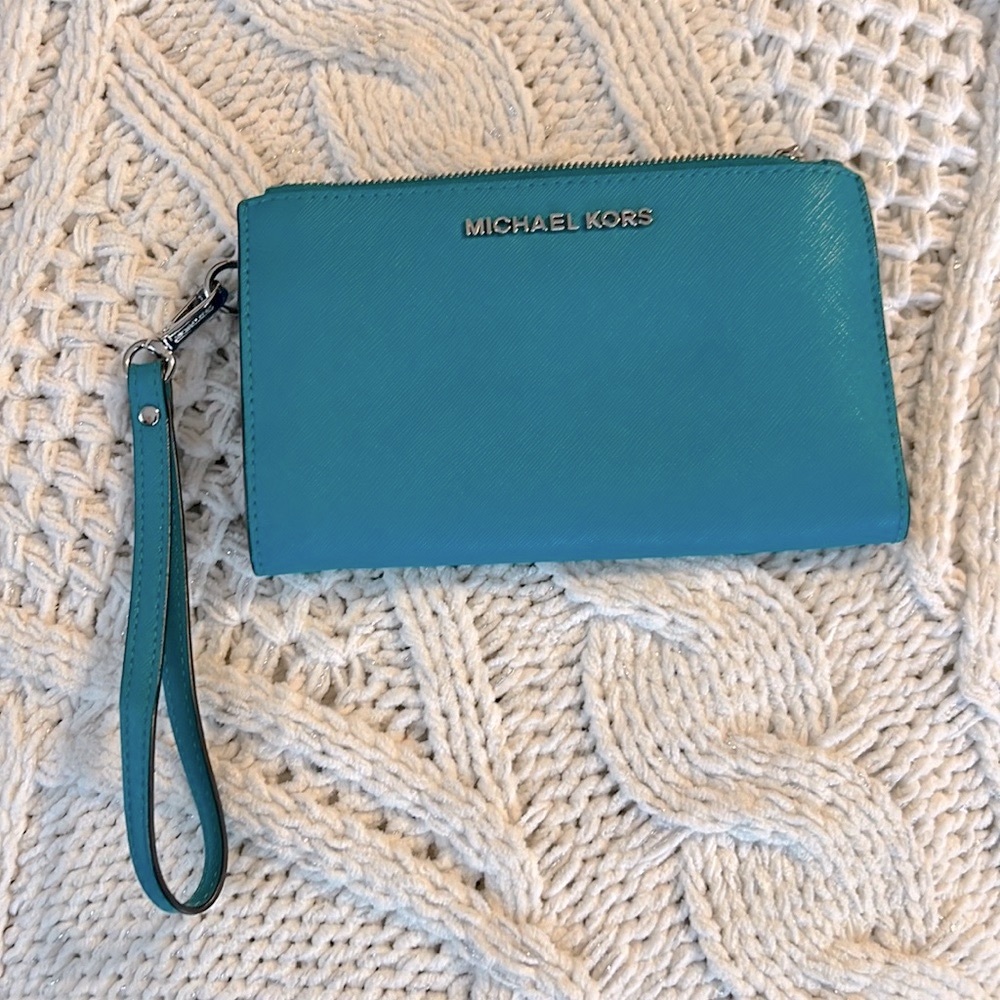 Michael Kors Women's Jet Set Travel Double Zip Wristlet (Lagoon) Like New